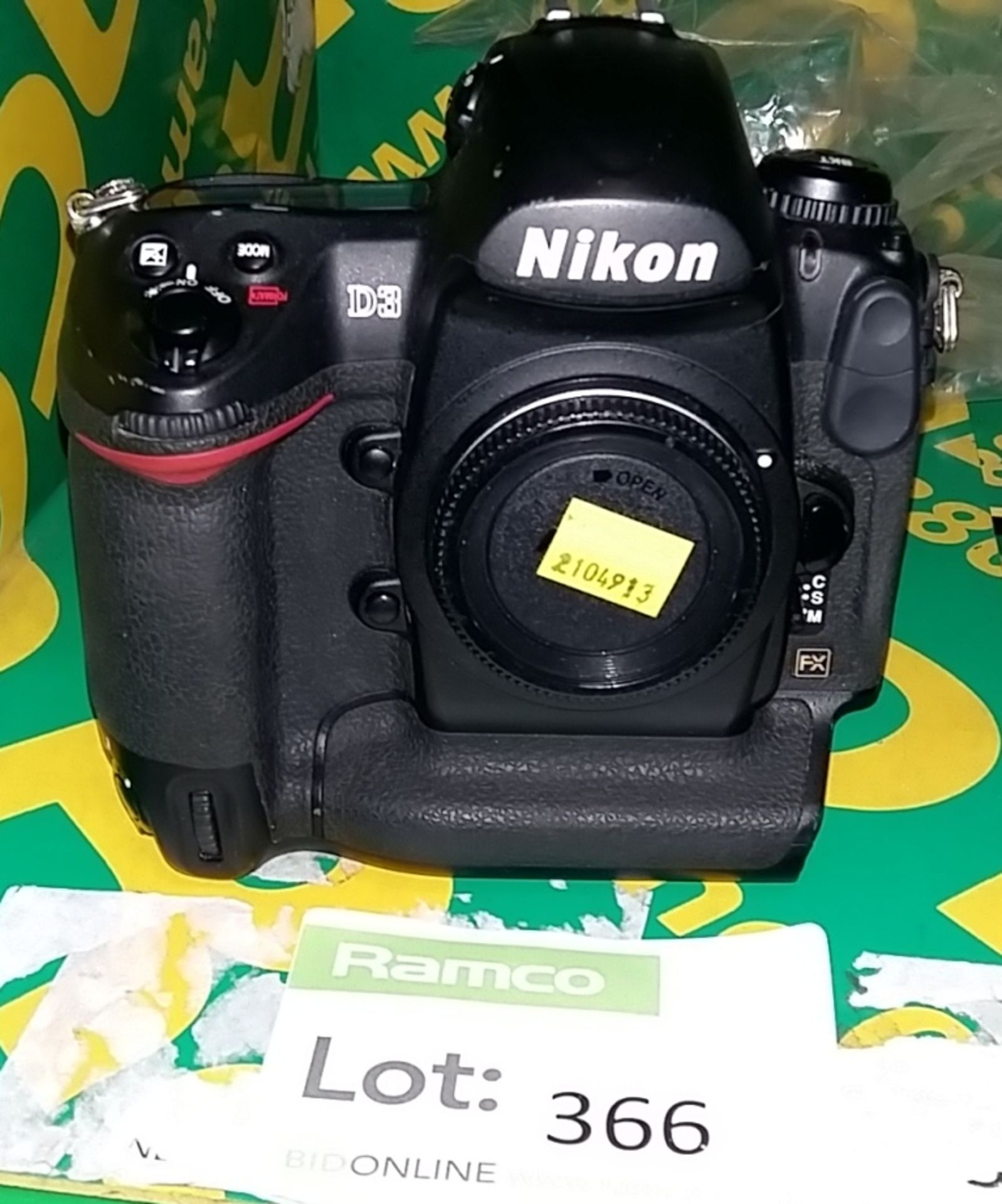 Nikon D3 camera body (no battery)