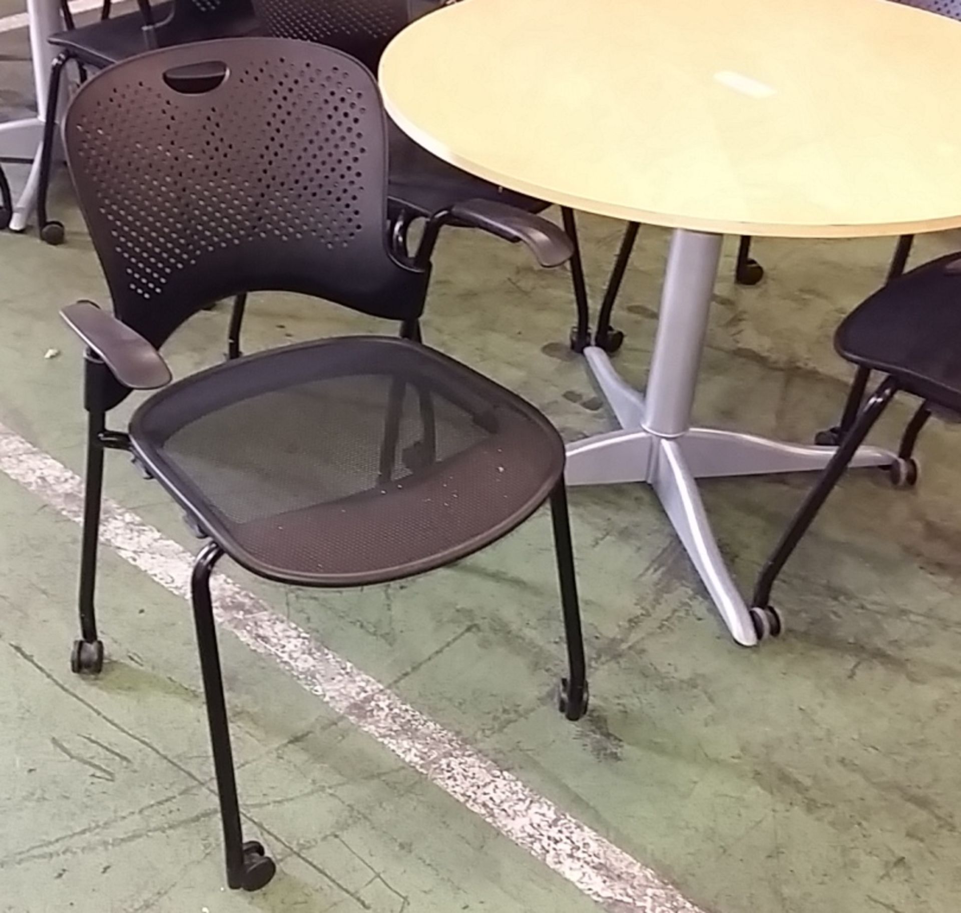 2x Round tables with 8 chairs - Image 2 of 3