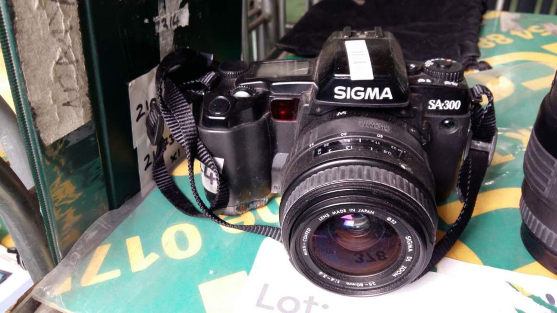 Sigma SA-300 camera, 35-80mm lens, 70-210mm lens - Image 2 of 4