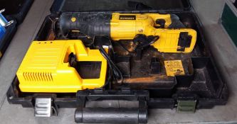 Dewalt DC315 Reciprocating Saw with charger