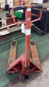 Pallet truck