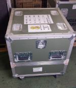 Transit/Flight case - 640x610x730mm