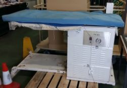 PT9 Bed ironing table
