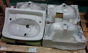 4x Porcelain sink basins