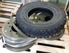 2x Wheels & Goodyear tire