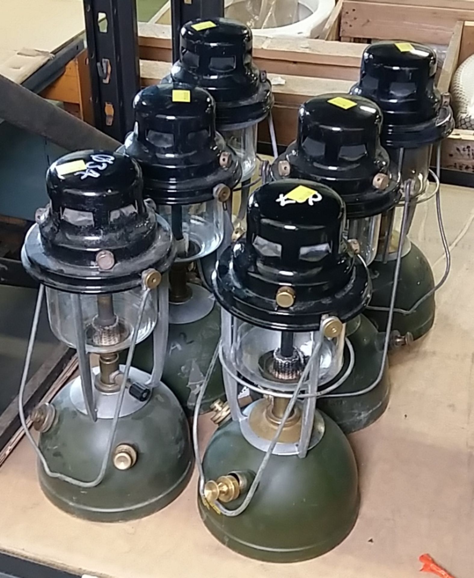 6x Vapalux parafin lanterns