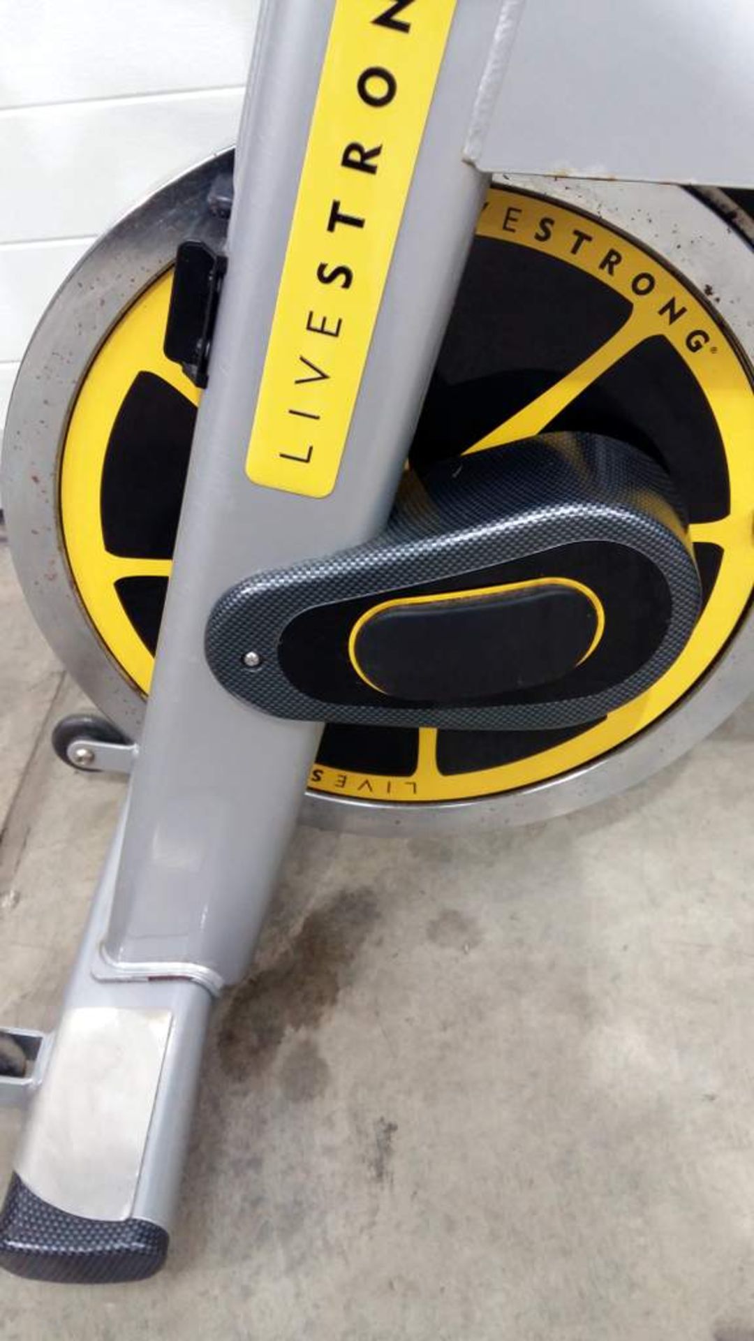 Matrix Livestrong S - Series indoor exersice bike - with LCD display console - Max user weight 130kg - Image 9 of 16