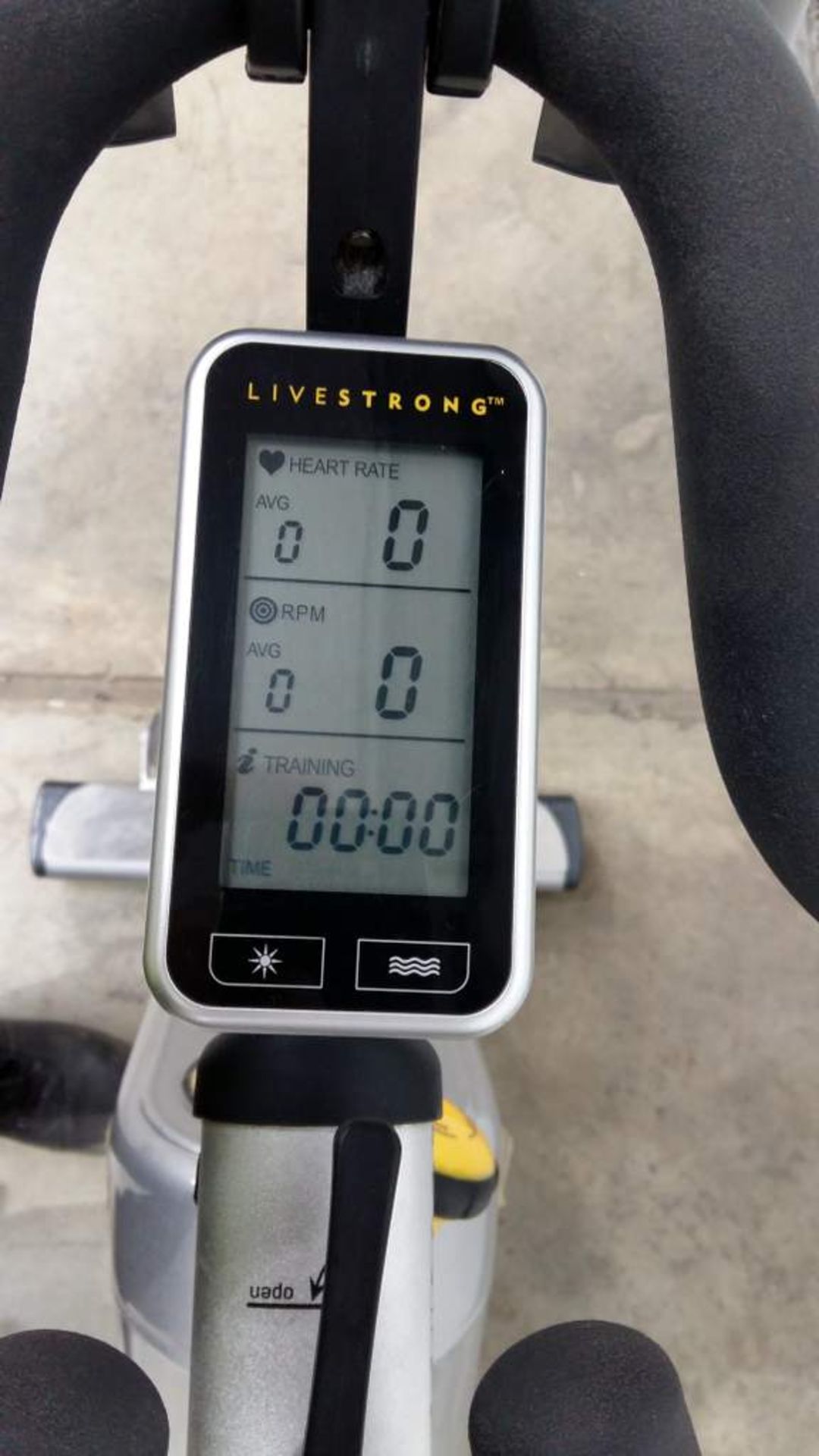 Matrix Livestrong S - Series indoor exersice bike - with LCD display console - Max user weight 130kg - Image 11 of 16