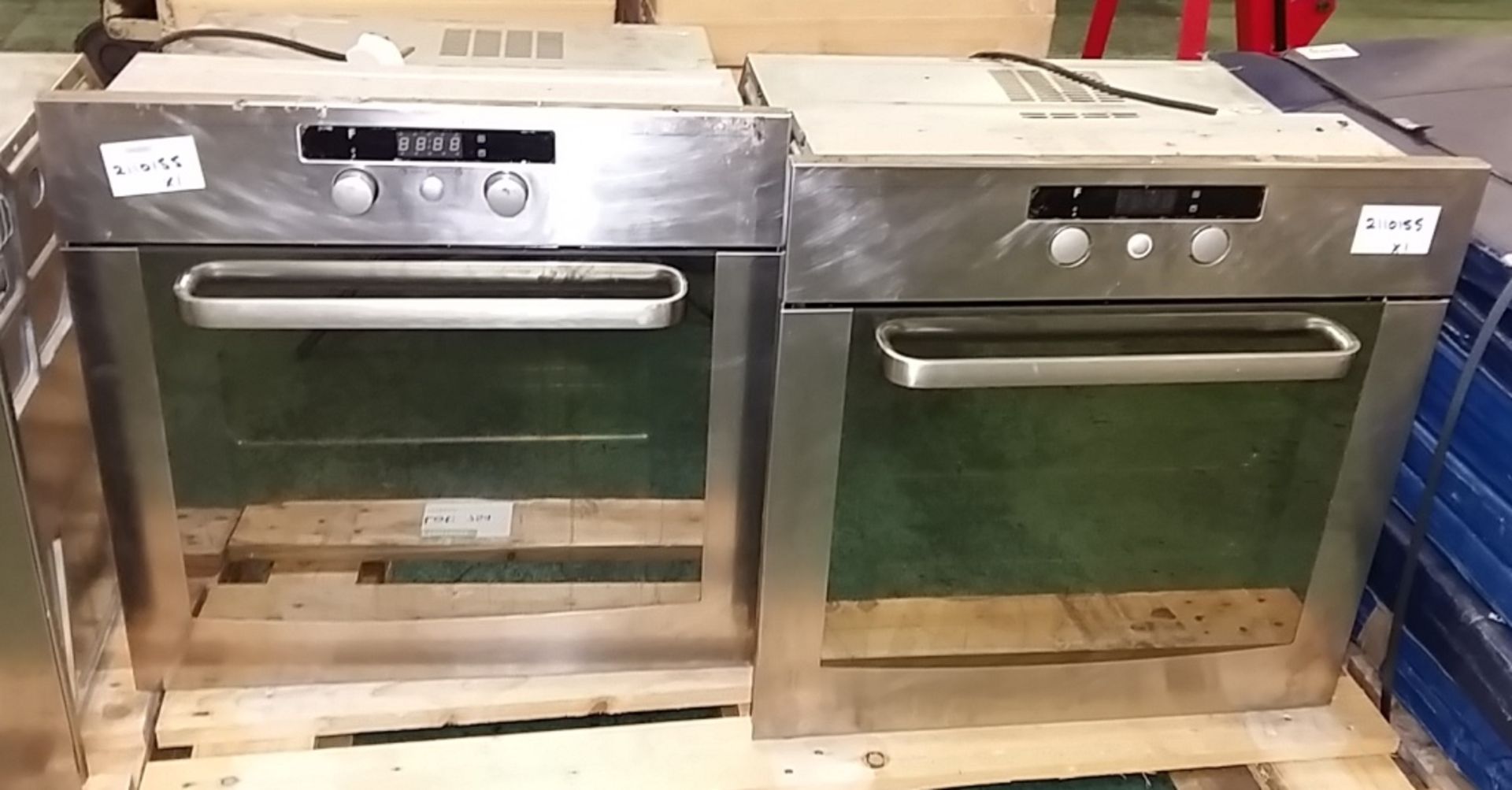 2x Built in cookers