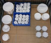 Crockery - Cups, saucers, plates