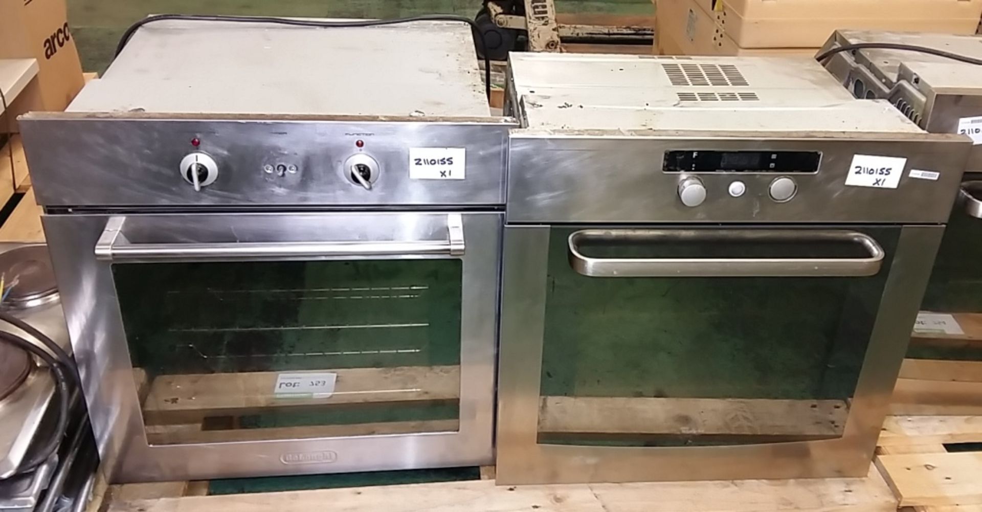 2x Built in cookers