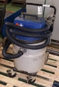 Nilfisk UZ 868E vacuum cleaner