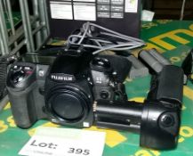 Fujifilm S5 Pro camera (accessories)