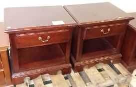 2x Wooden bedside cabinets