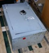 Lockable safe (unknown combination) - 680x455x310