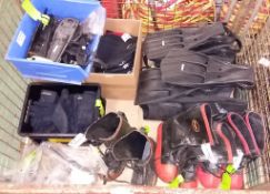 Diving equipment - boots, gloves, flippers, knife shealths, head cowls, snorkels