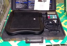 Mastercool portable digital scales in carry case - ACCU charge II