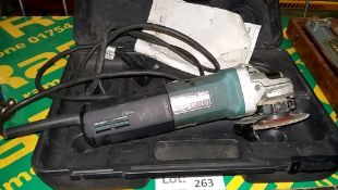 Makita 9564H angle grinder