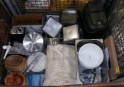 Measuring glasses, Gastronorm trays, mess trays, wicker baskets, plates, tea towels, pans,