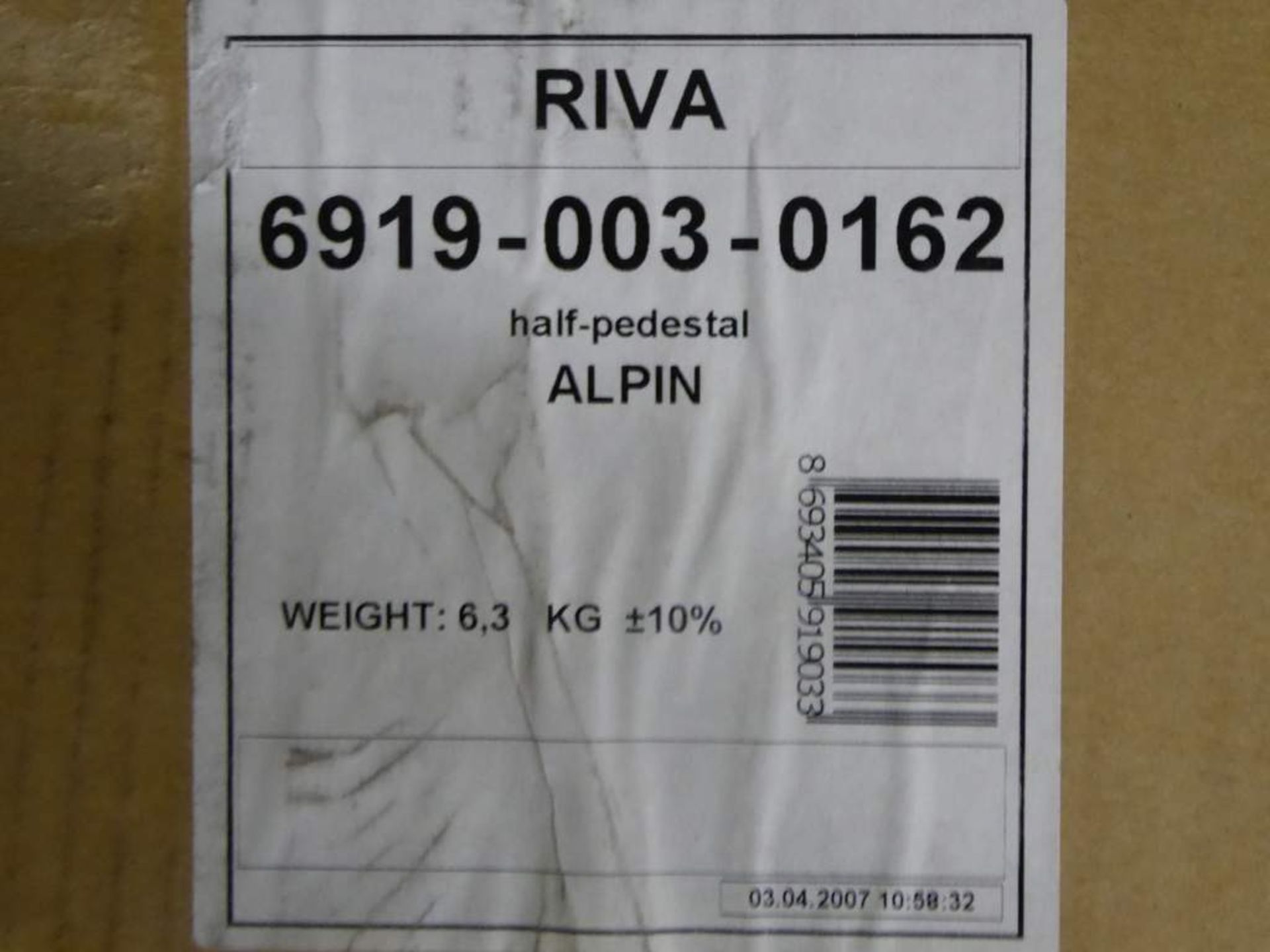 Vitra Alpin half pedestal - Image 3 of 3