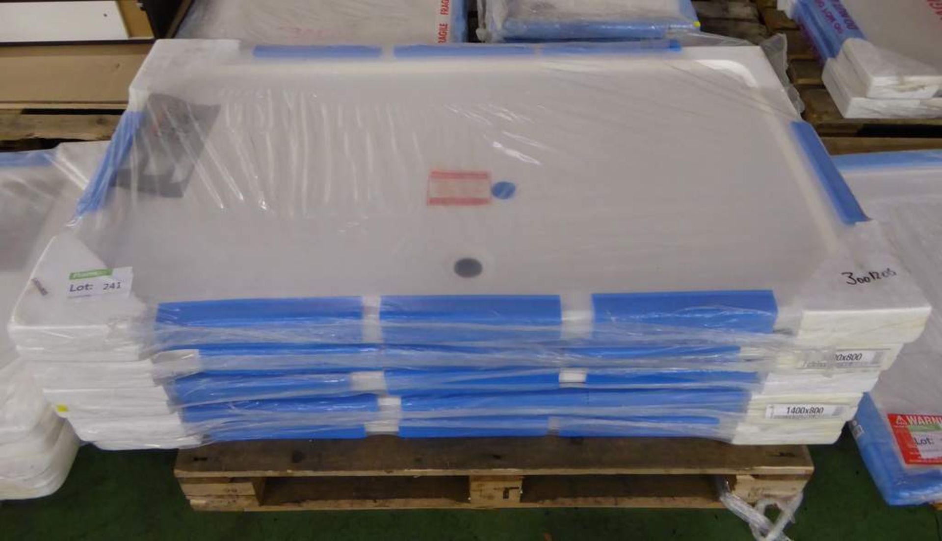 5x TM45 45mm 1400x800mm shower tray