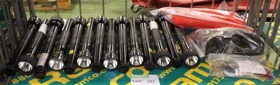 14x Maglite torches & spares
