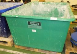 Cemo 1500ltr plastic open topped container