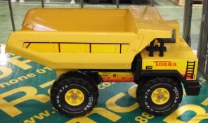 Tonka dumper truck toy