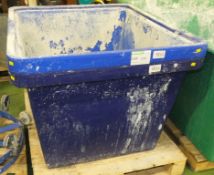 2x Open topped plastic containers - approx 1000ltr