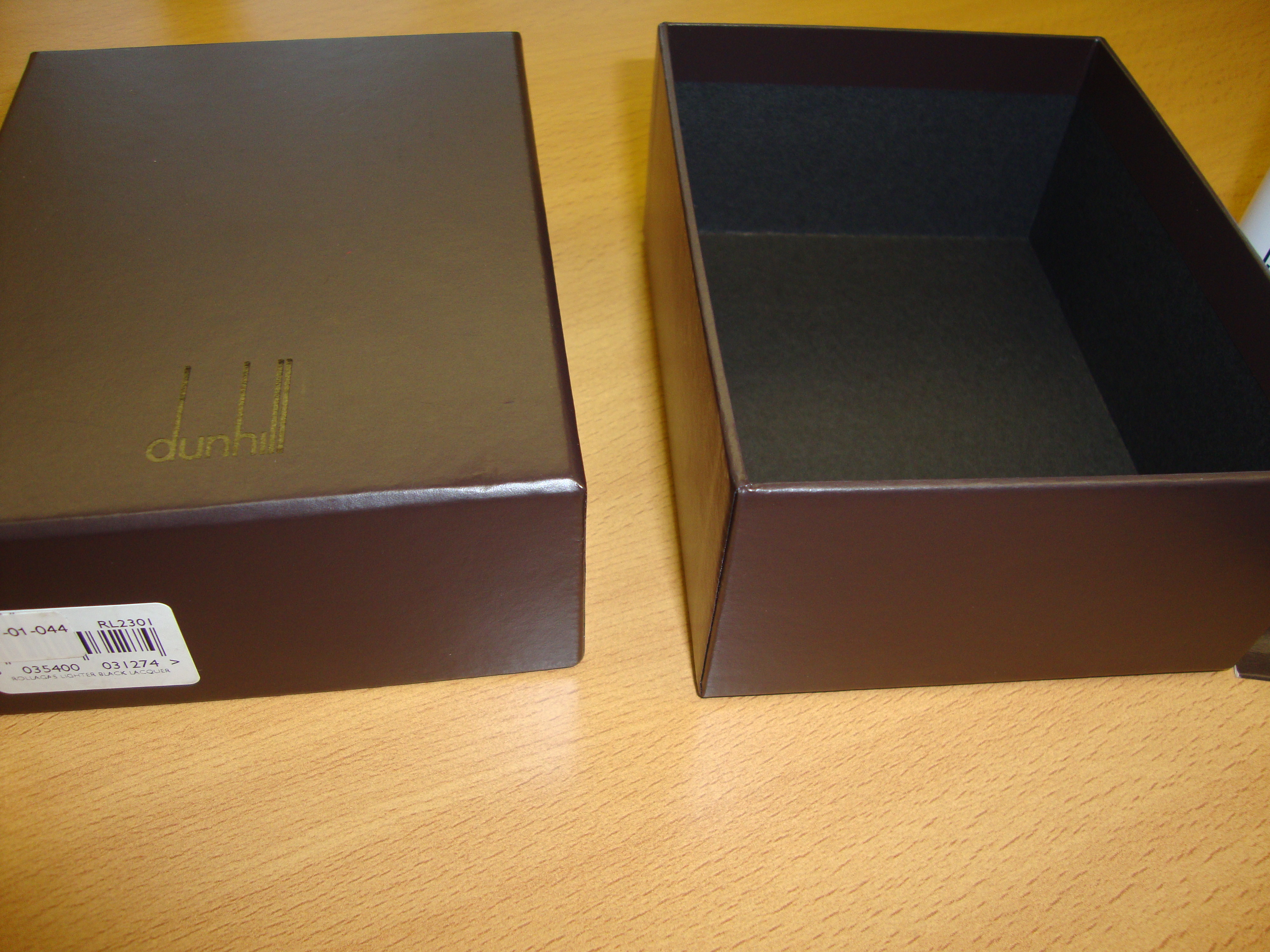 Dunhill rollagas lighter, model RL2301, in black laquer and silver, including box, book packs & - Image 12 of 12