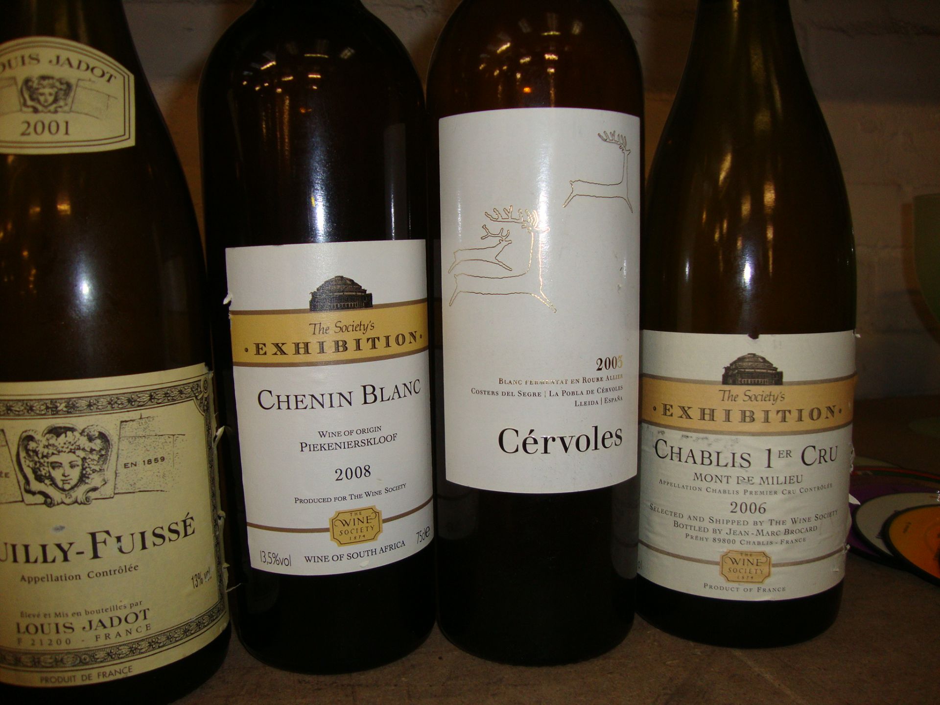 5 assorted bottles of white wine - see full listing - Image 3 of 3