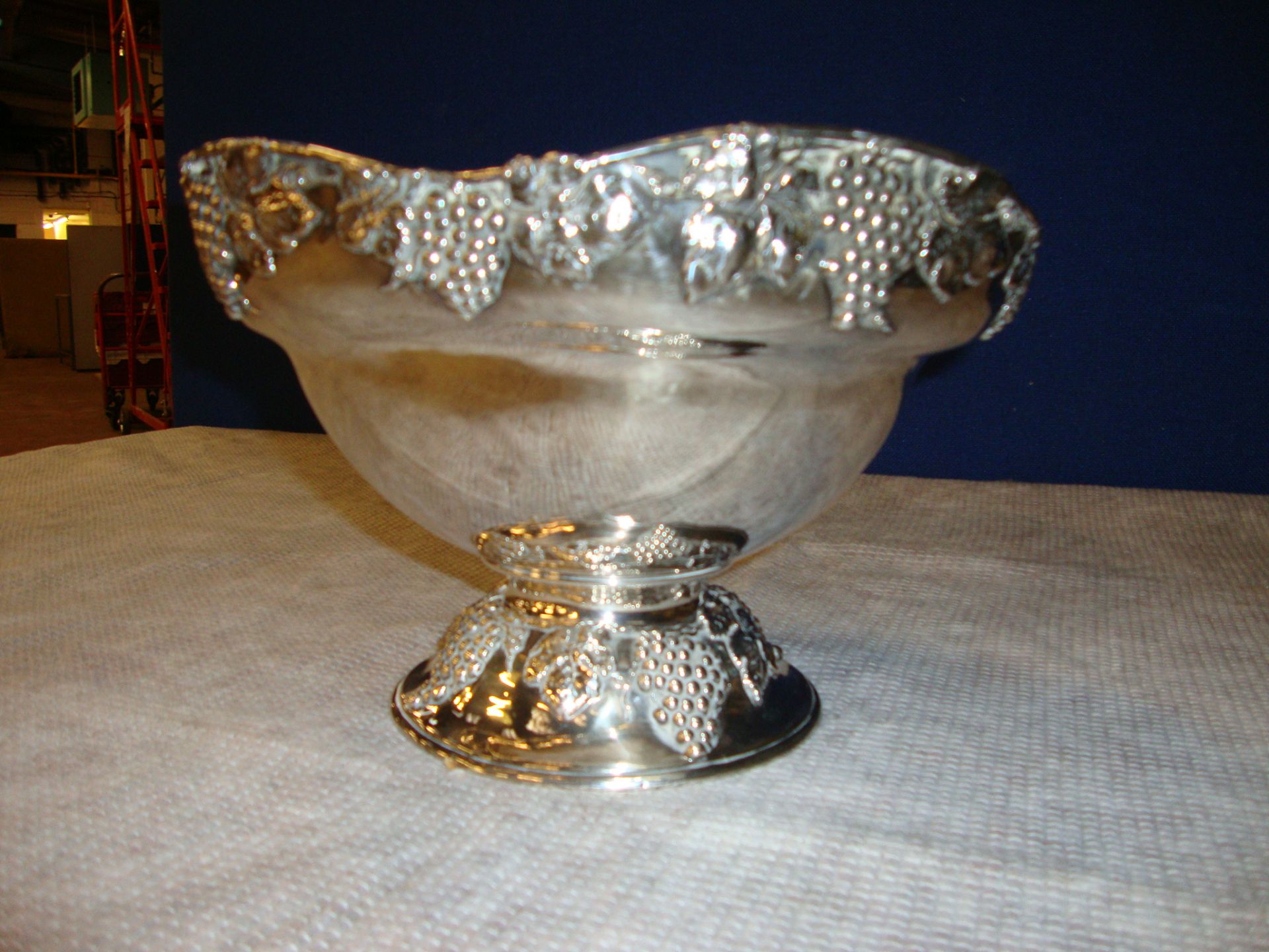 Sterling silver fruit bowl NEW PHOTOS - Image 2 of 13