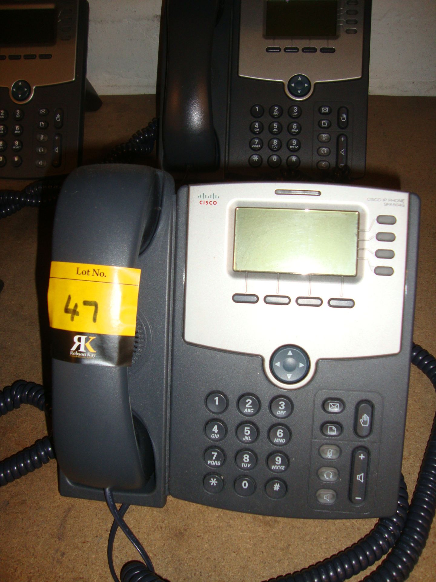 8 off Cisco model SPA504G IP telephone handsets NB. One of the handsets does not include the bracket - Image 2 of 4