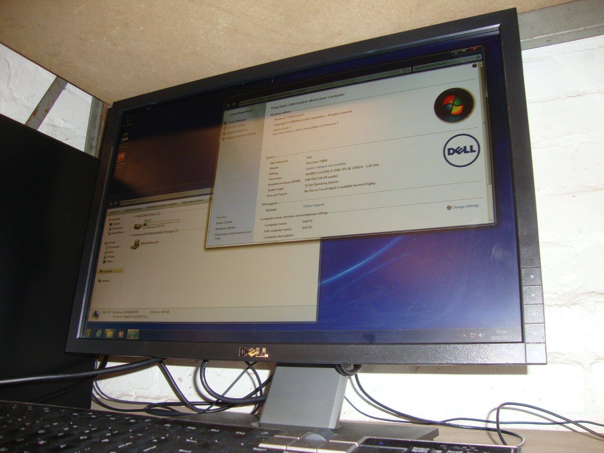 Dell Precision T1600 desktop Core i3 computer with Windows 7 including Dell widescreen LCD monitor - Image 8 of 9