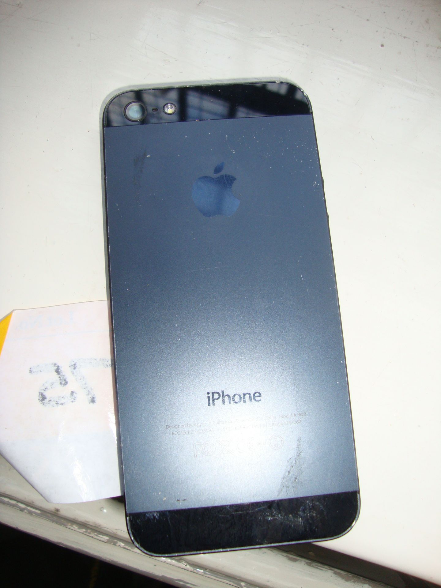 Apple iPhone 5 model A1429 - no accessories - Image 3 of 4