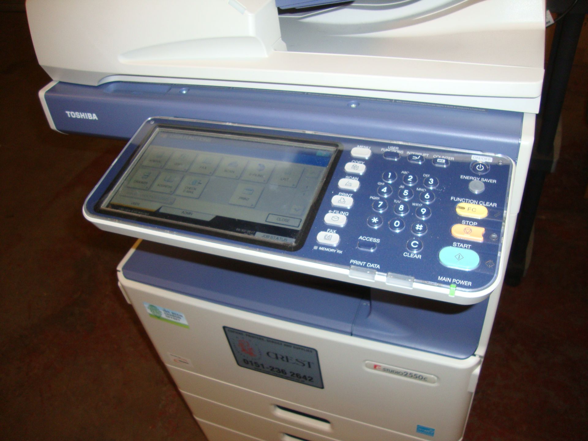 Toshiba e-STUDIO 2550C floor standing multifunction copier/printer with auto document feed, - Image 3 of 9