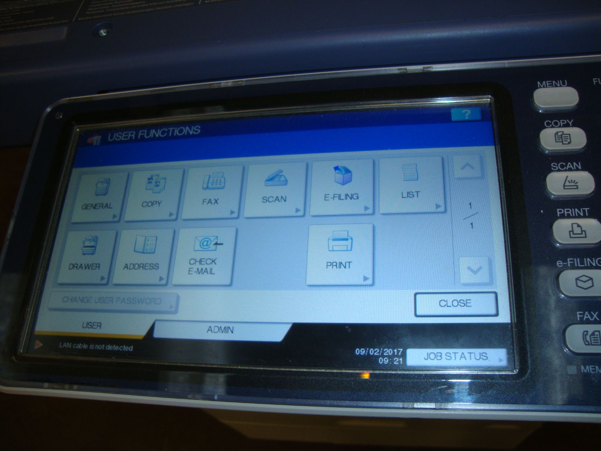 Toshiba e-STUDIO 2550C floor standing multifunction copier/printer with auto document feed, - Image 8 of 9