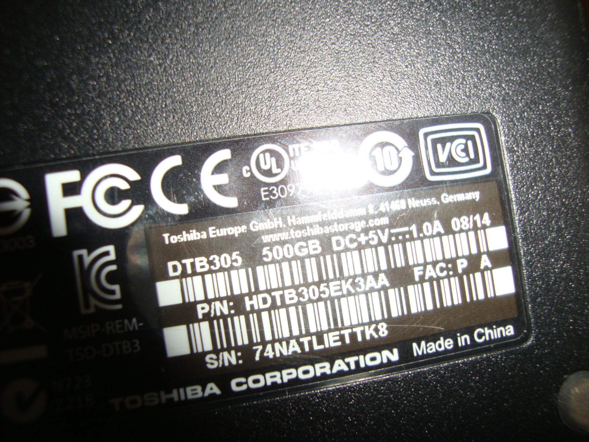 2 off Toshiba portable 500Gb hard drives model DTB305, including 1 off USB lead for use with same - Image 2 of 3