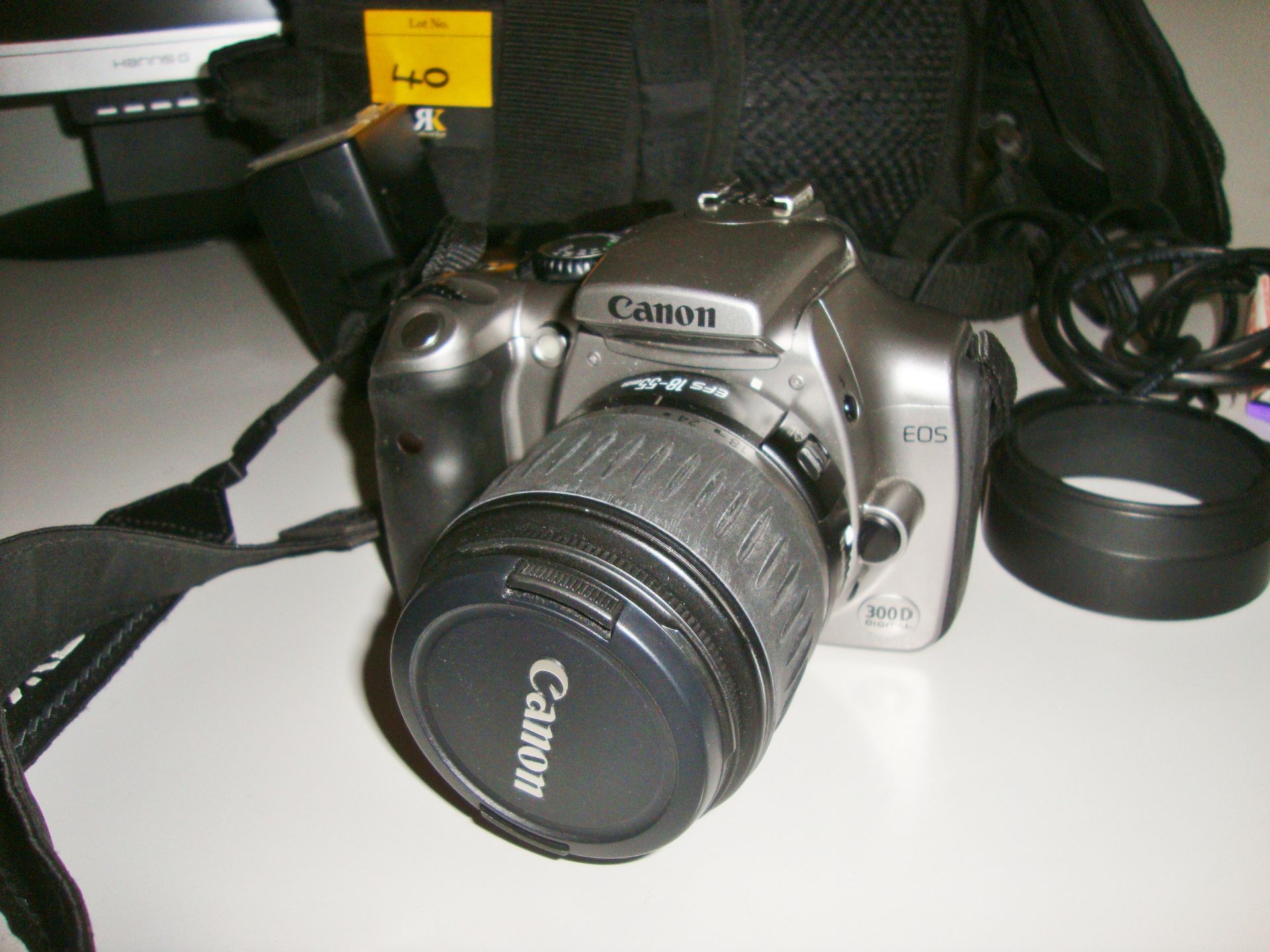 Canon 300D EOS digital SLR camera and lenses - Image 3 of 9