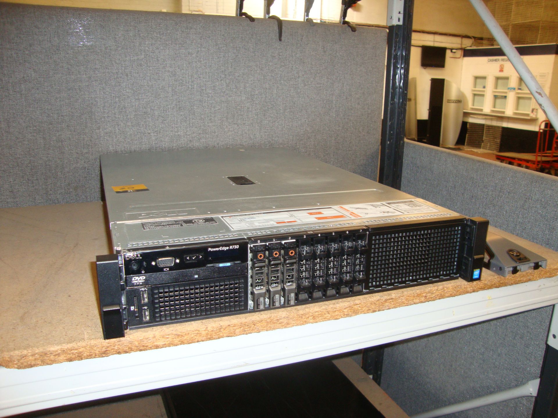 Dell PowerEdge model R730 server with twin Xeon 6 Core E5-2609 V3 1.9 GHz processors, 96Gb RAM, - Image 2 of 13