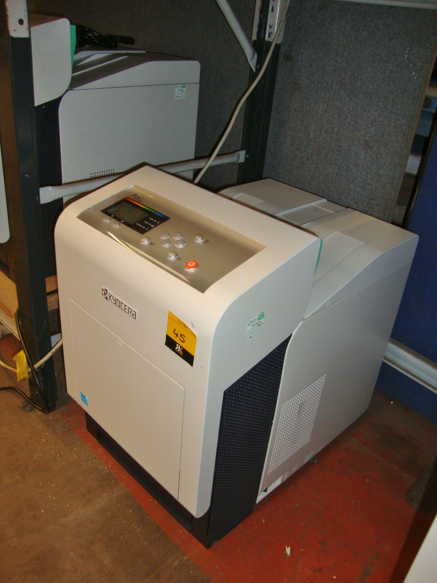 Kyocera model FS-C5400DN 35 page per minute colour laser printer. Up to 9,600 DPI printing quality - Bild 2 aus 4