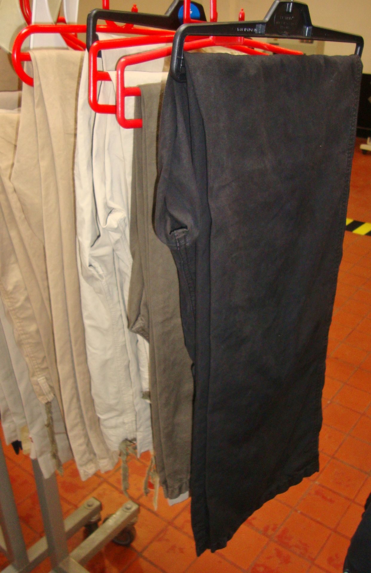 5 pairs of assorted Boss trousers - Image 2 of 5