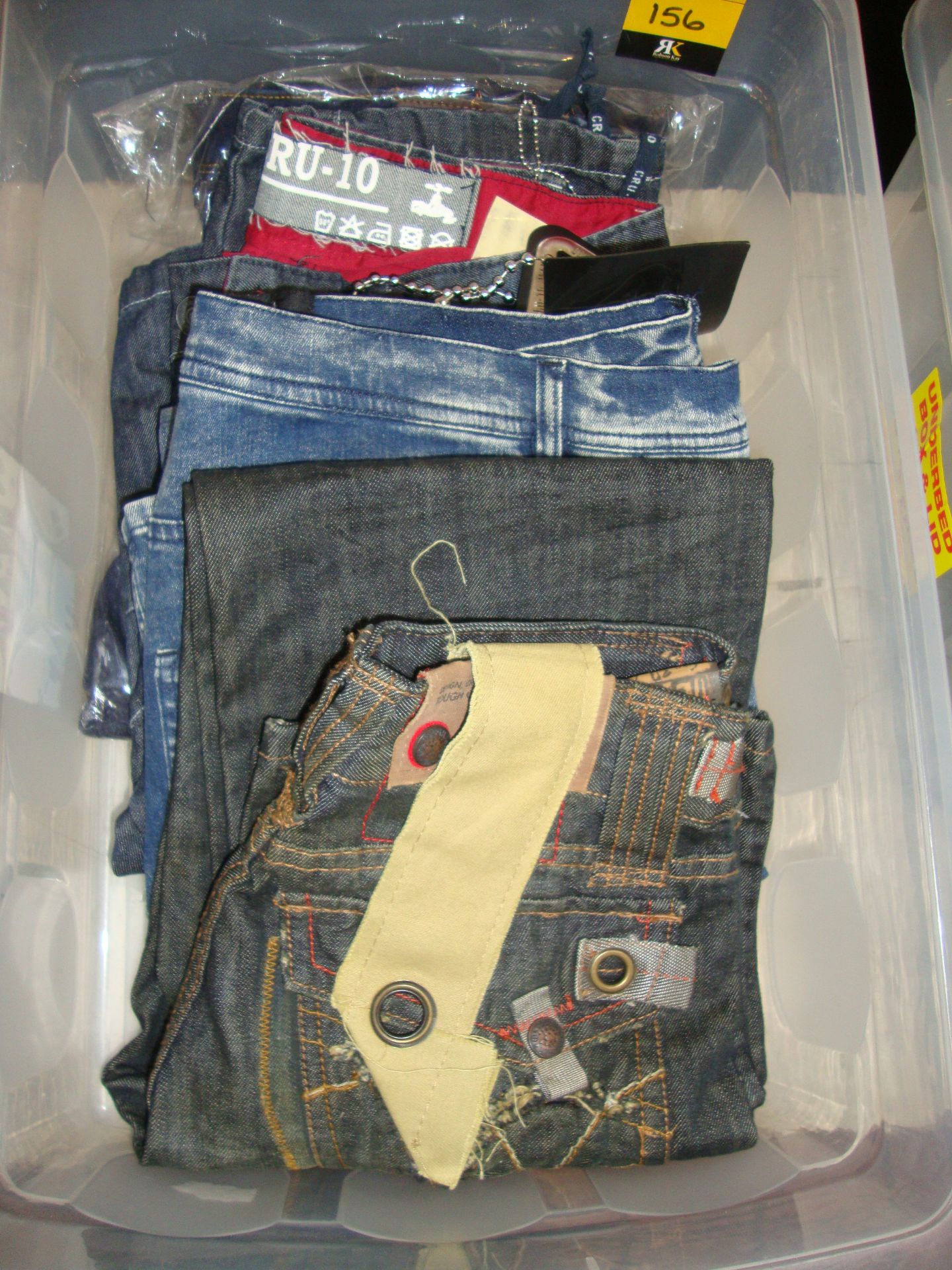 8 pairs of assorted jeans by a variety of brands including Stone Island, Zico, Moschino and others - Bild 2 aus 3