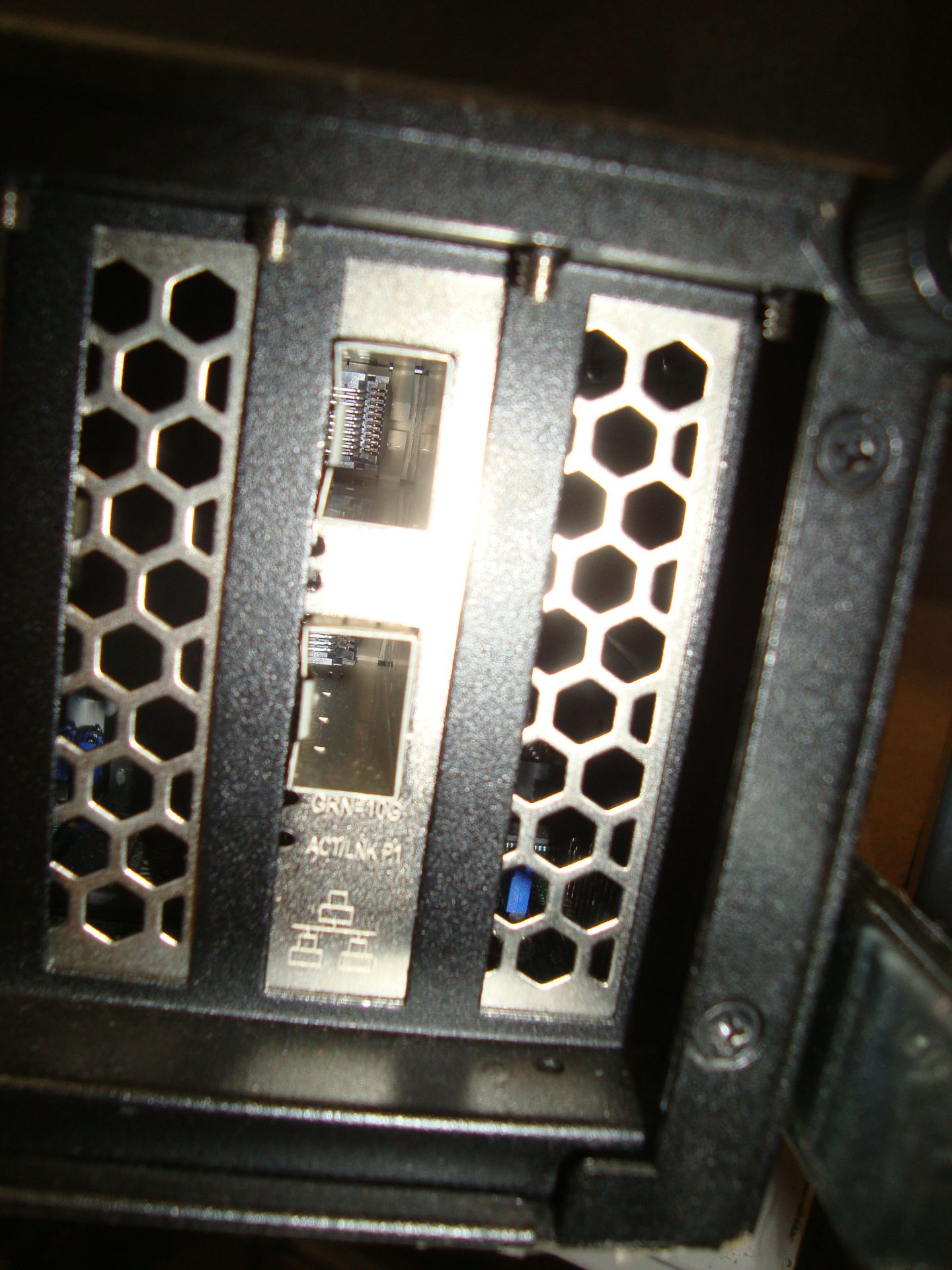 ELEMENTS high performance media Gateway serial number EG-001-3109 including twin PSUs and 3 off - Image 6 of 12