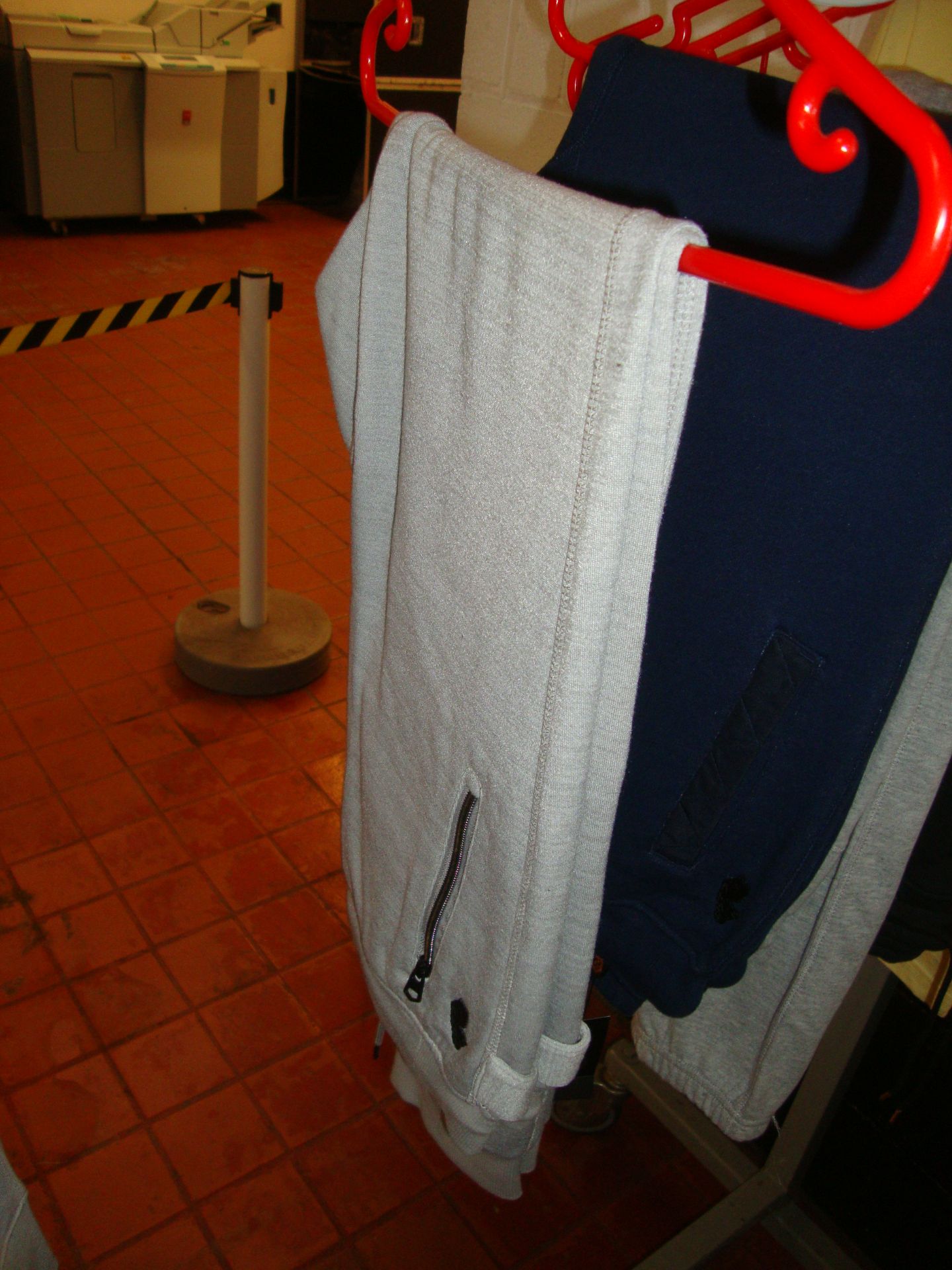 6 off assorted Luke sweat pants - Image 7 of 7