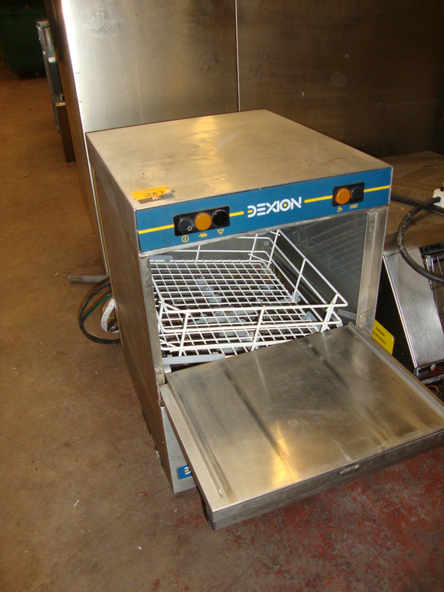 Dexion compact glass washer - Image 2 of 2