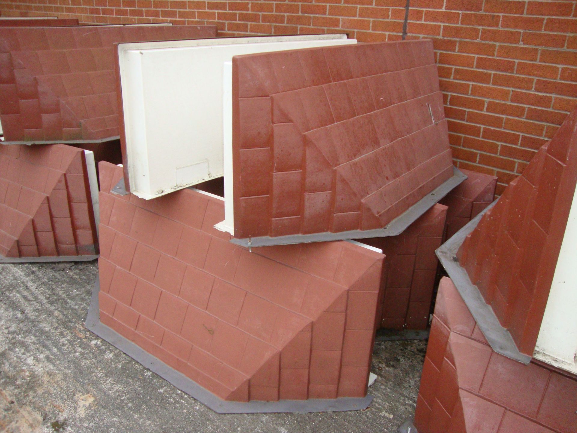 10 off canopies in brick red & white colour, each circa 1.66m wide, for exterior use above a - Image 3 of 4