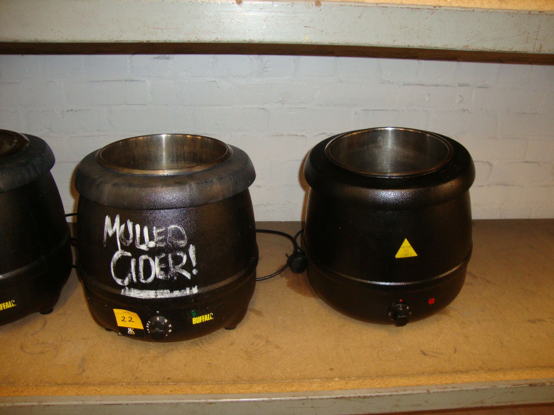 2 off soup urns/warmers, both of which are missing a lid & 1 of which has a missing foot - Image 3 of 3