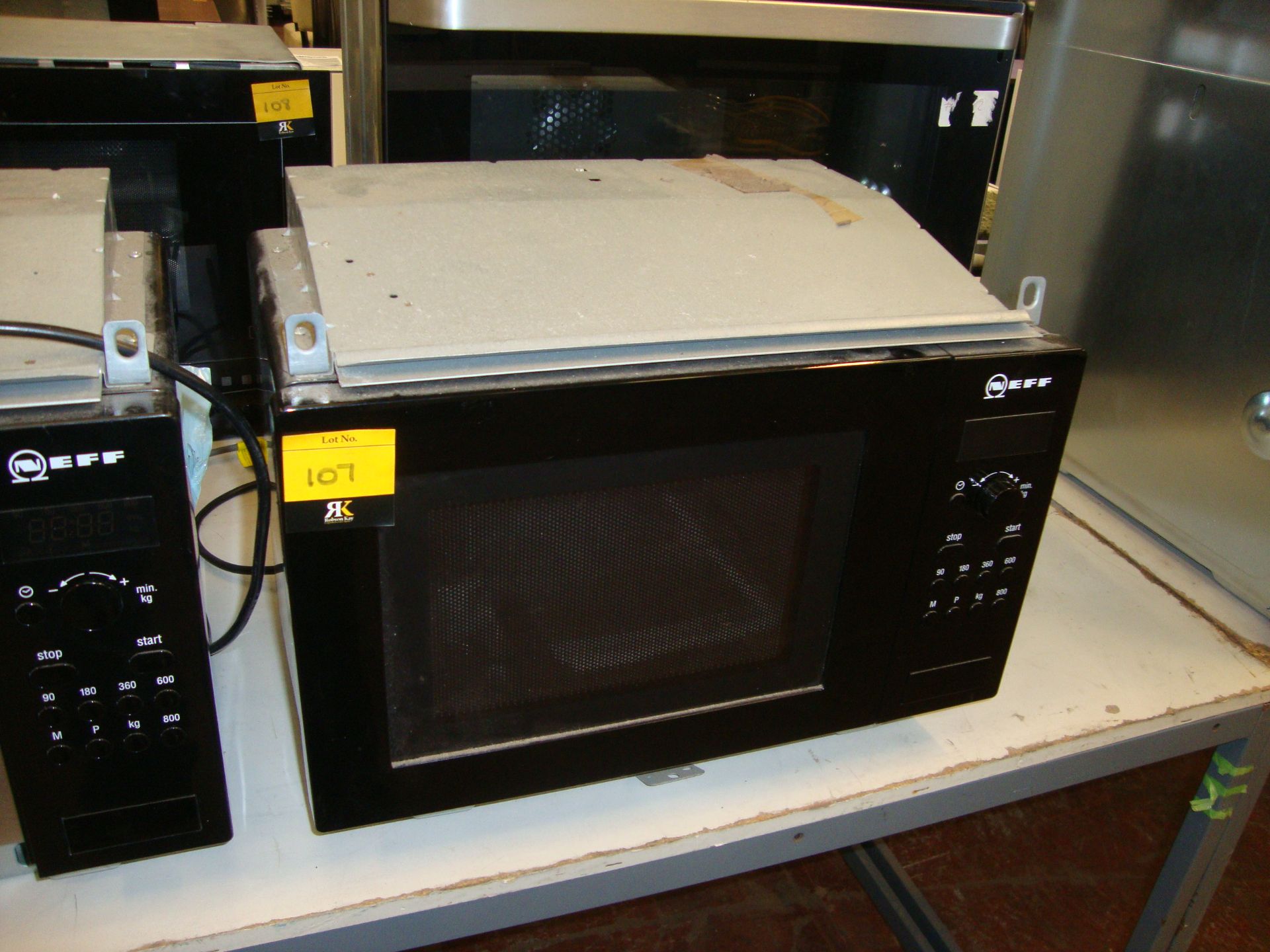 Neff integrated microwave