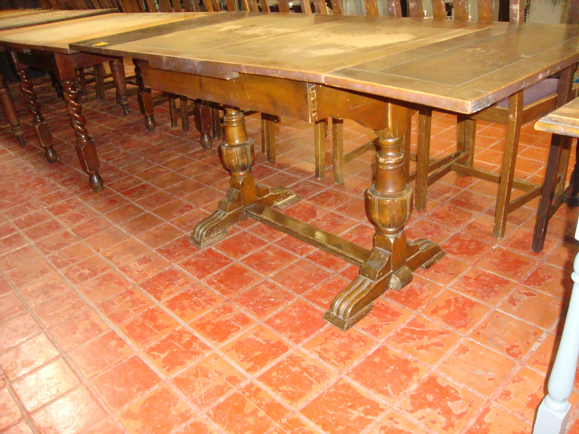 Wooden dining table with max external dimensions circa 63" x 30" x 30" - Image 3 of 3